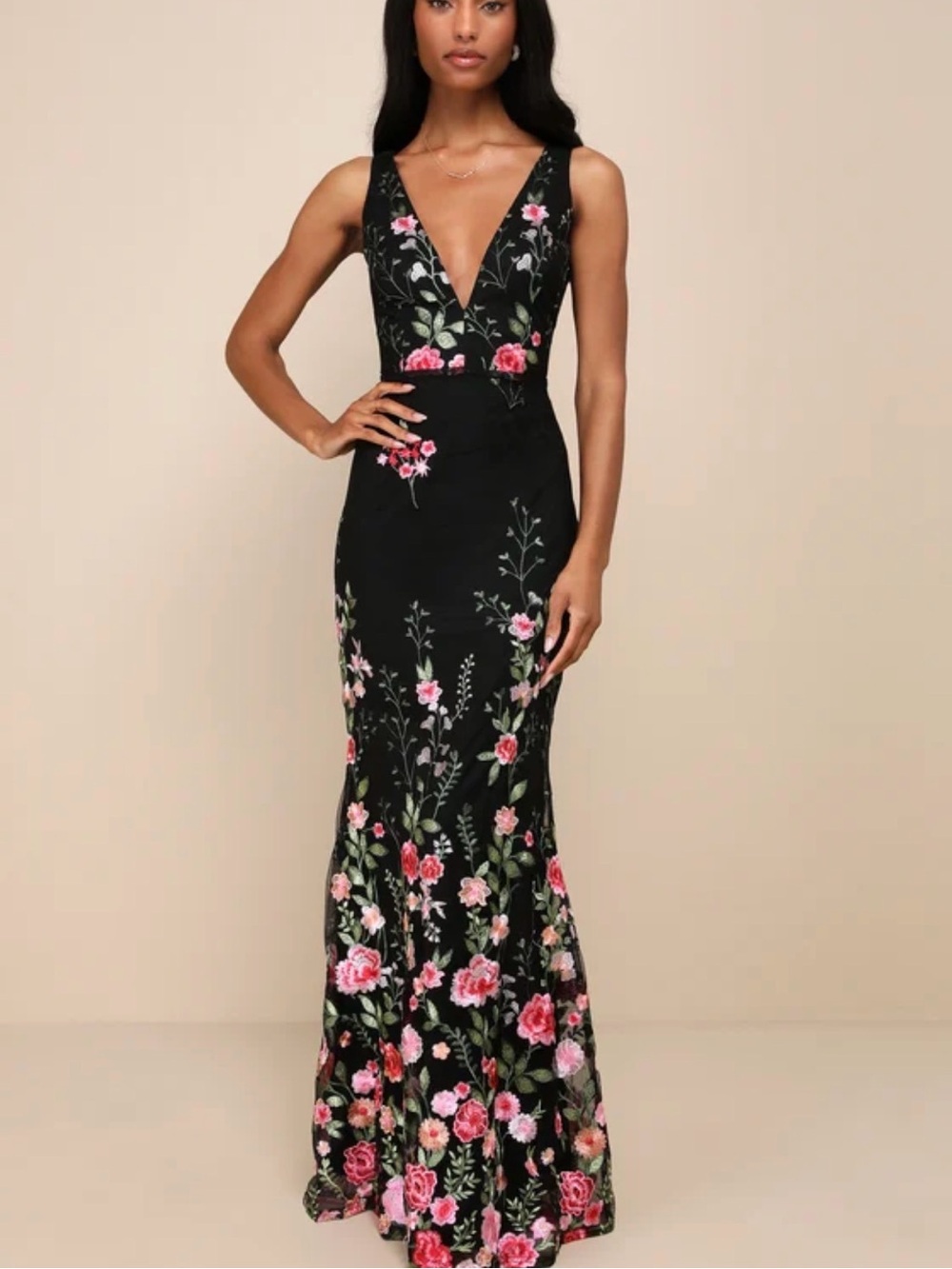 Lulu's Soiree Blossom Black Floral Embroidered Mermaid Maxi Dress Medium